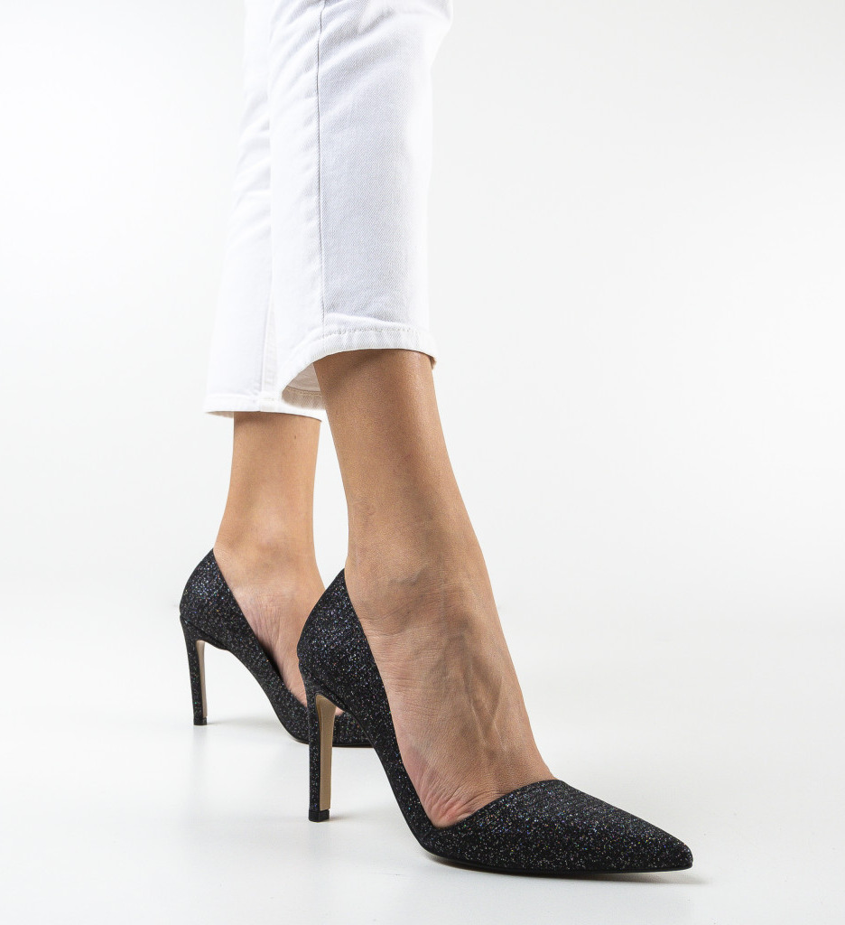 Pantofi Sanak Negri cu Toc - Eleganță și Stil
