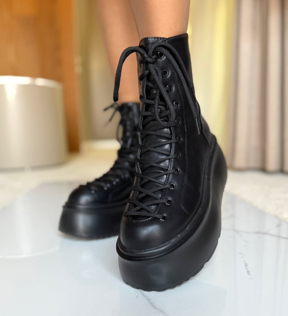 Ghete Dama Drbyt Negre | Confort & Eleganță