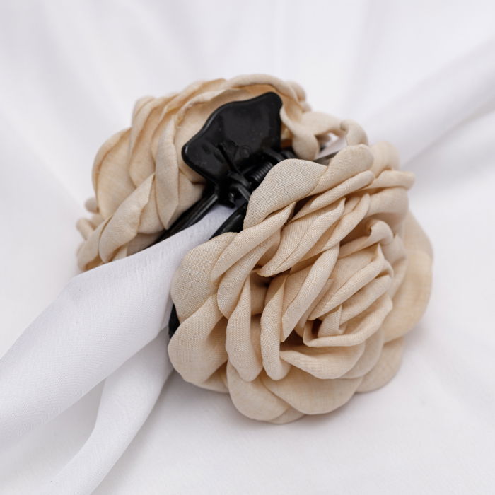 Clama Flori Textile Bej Shopika | Accesoriu Elegant