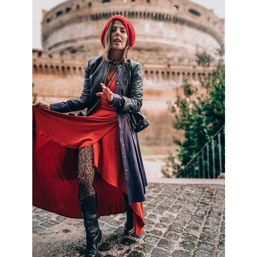 Dresuri Gabriella Leo - Eleganță și Confort