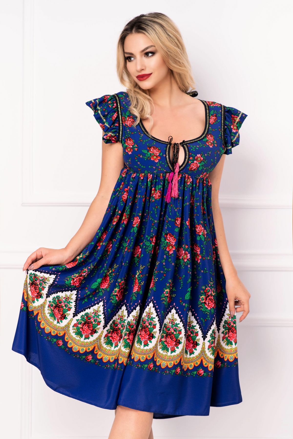 Rochie Vara Legendaria Floral cu Decupaj