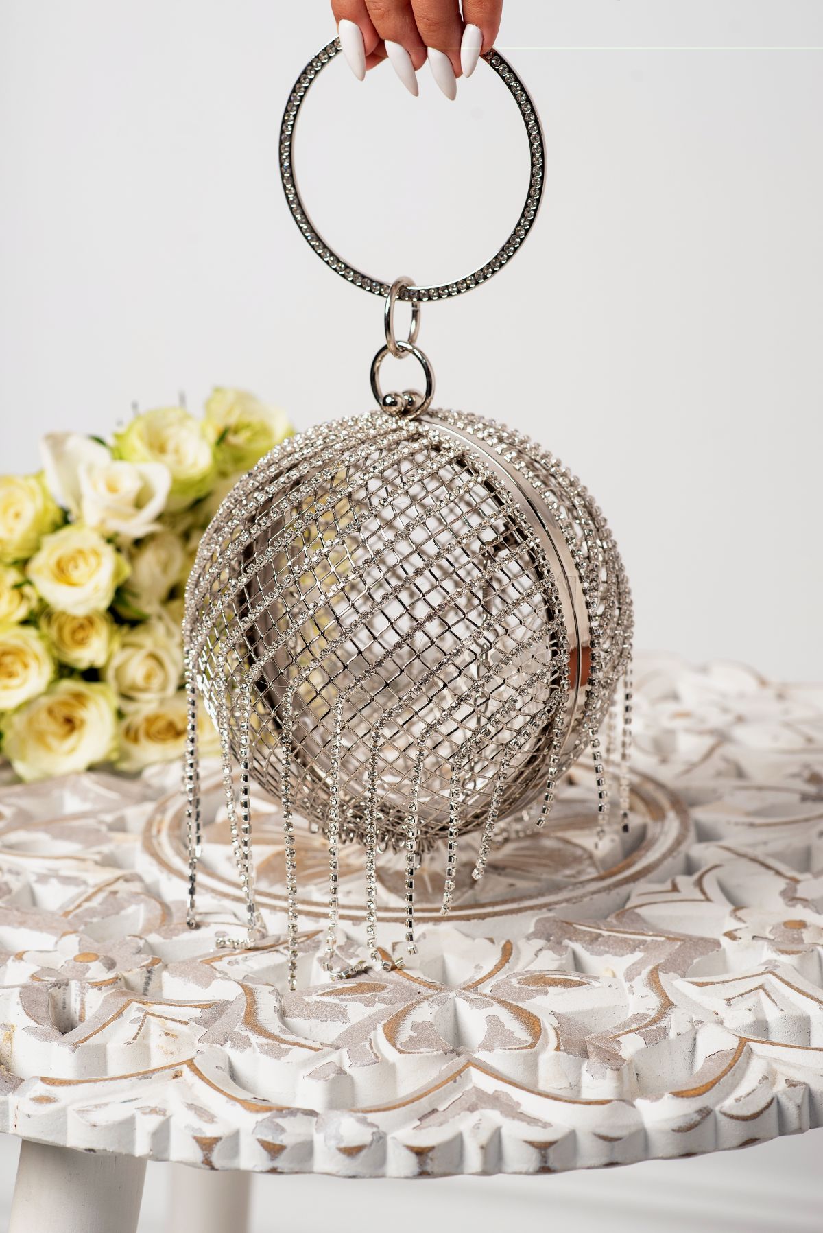 Clutch Inpuff Sfera Argintiu cu Strassuri