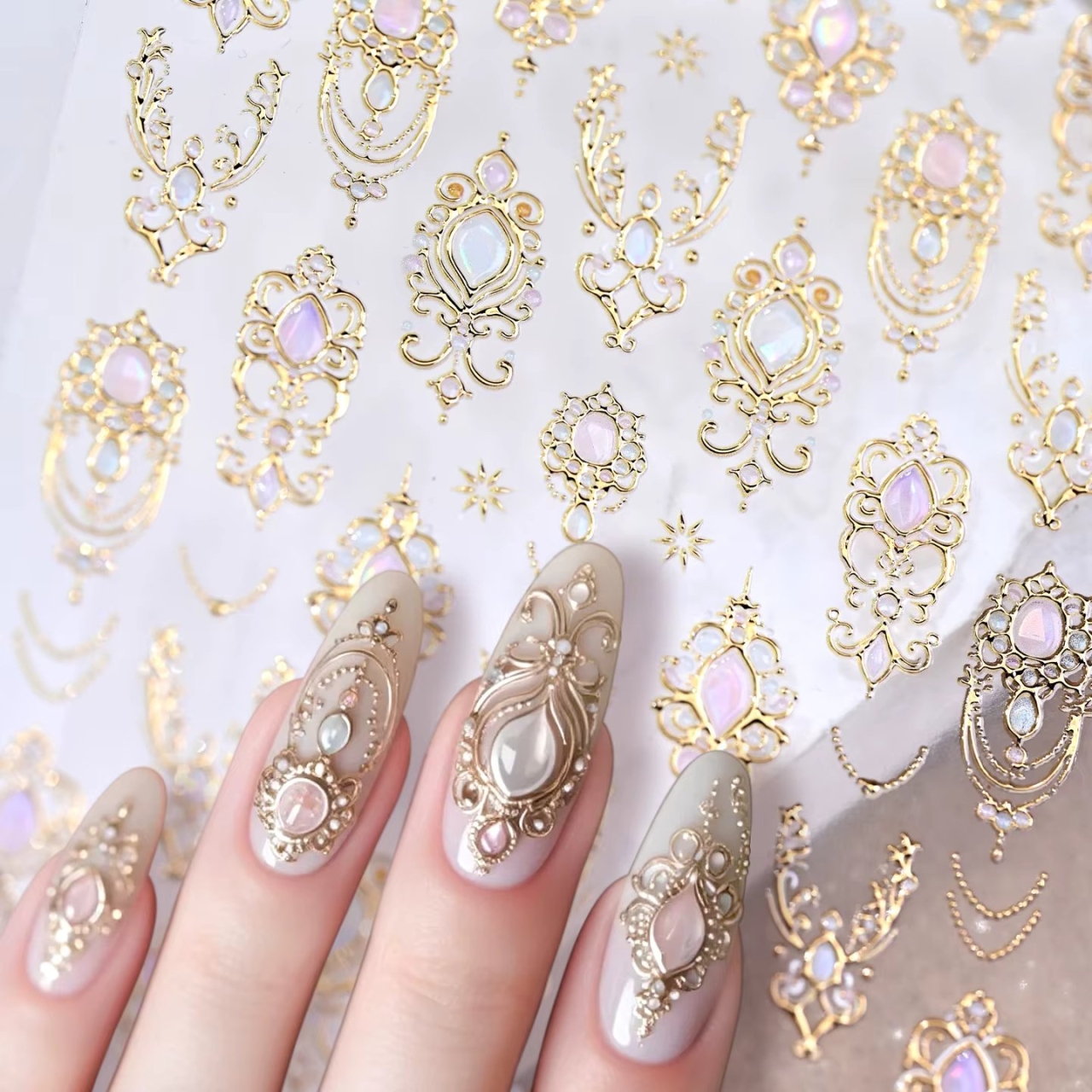Abtibilduri 3D Unghii Marquise Auriu | Nail Art Rapid - imagine 2