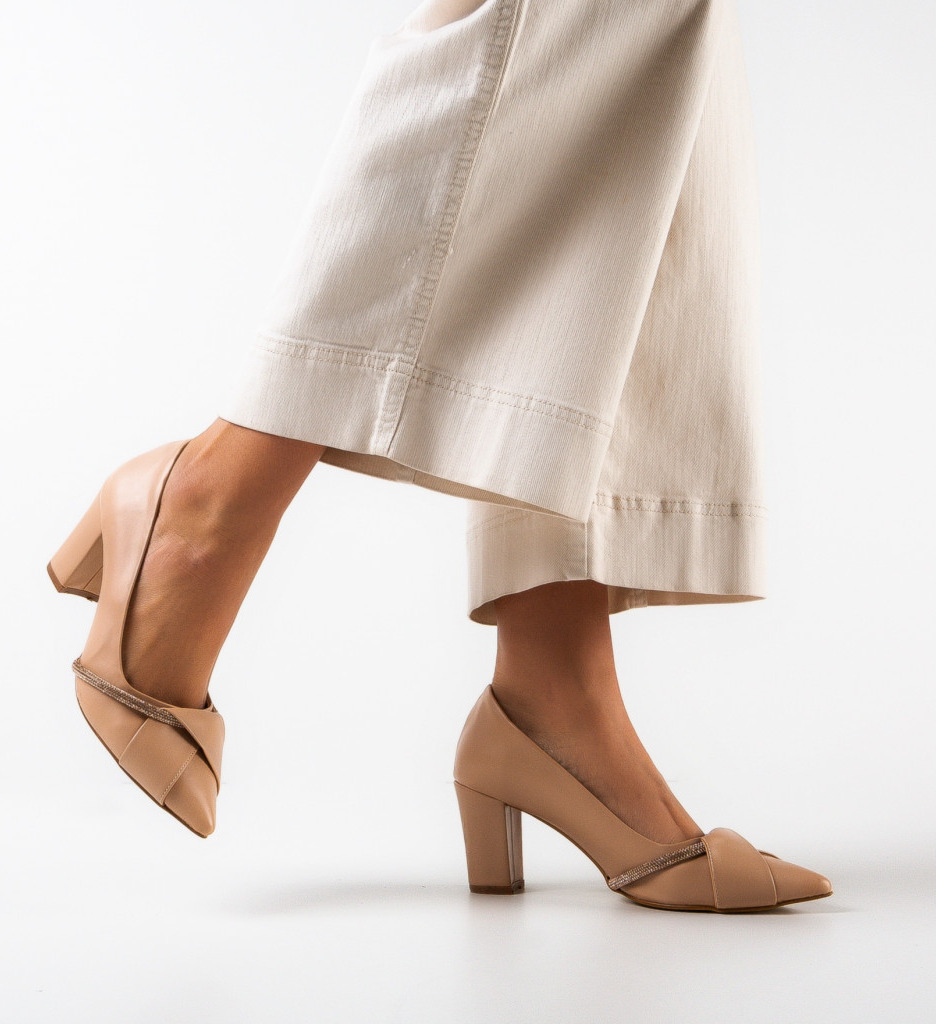 Pantofi Urama Nude - Eleganță și Confort