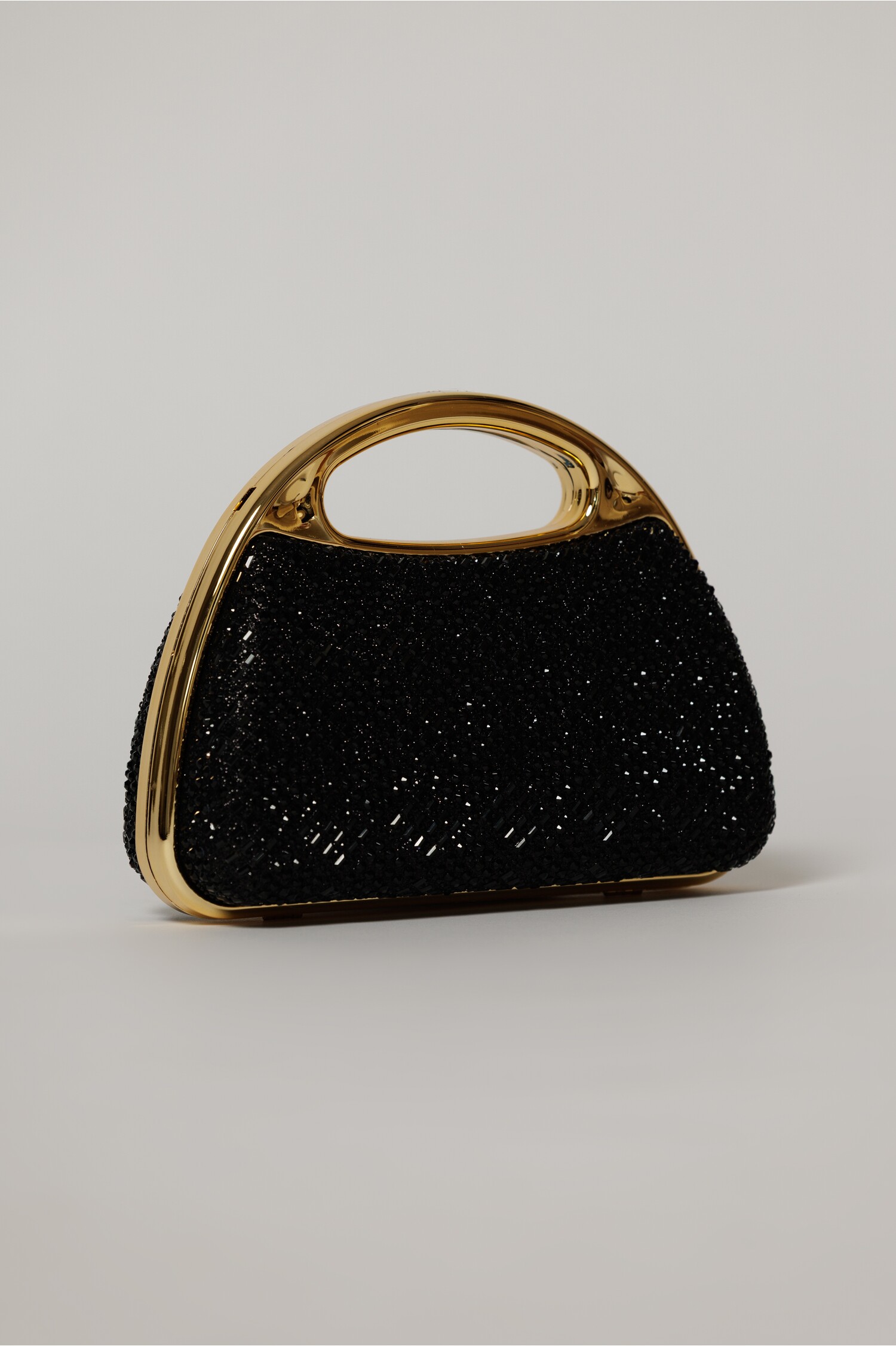 Clutch negru cu pietre și mâner auriu