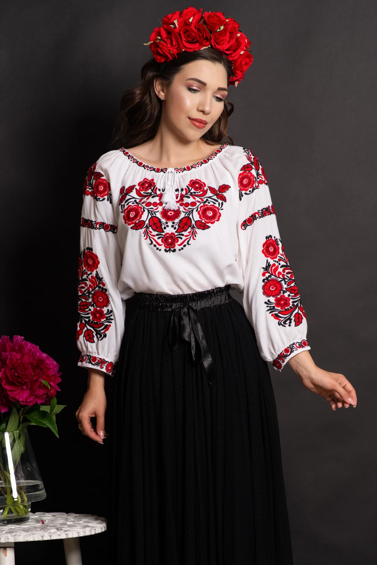 Ie Maricela | Eleganta Traditionala cu Broderie - imagine 1