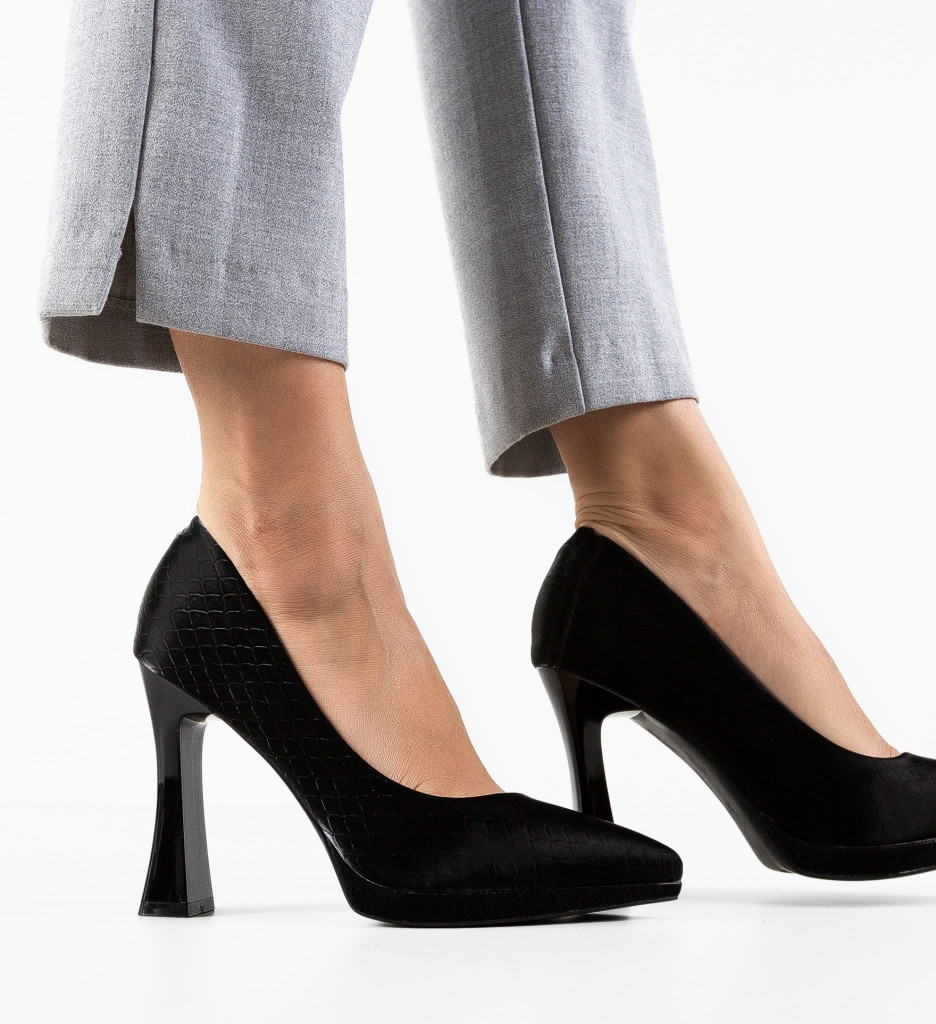 Pantofi Sisies Negri - Eleganță și Stil