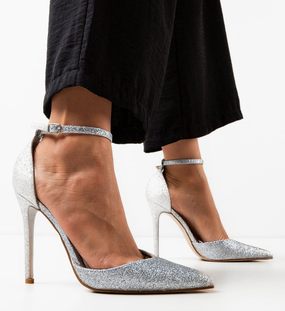 Pantofi cu Toc Argintii - Eleganță și Stil - imagine 2