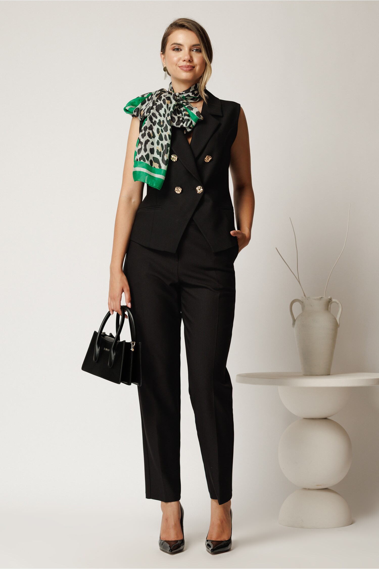 Compleu negru elegant vesta cambrată pantaloni - Stil rafinat