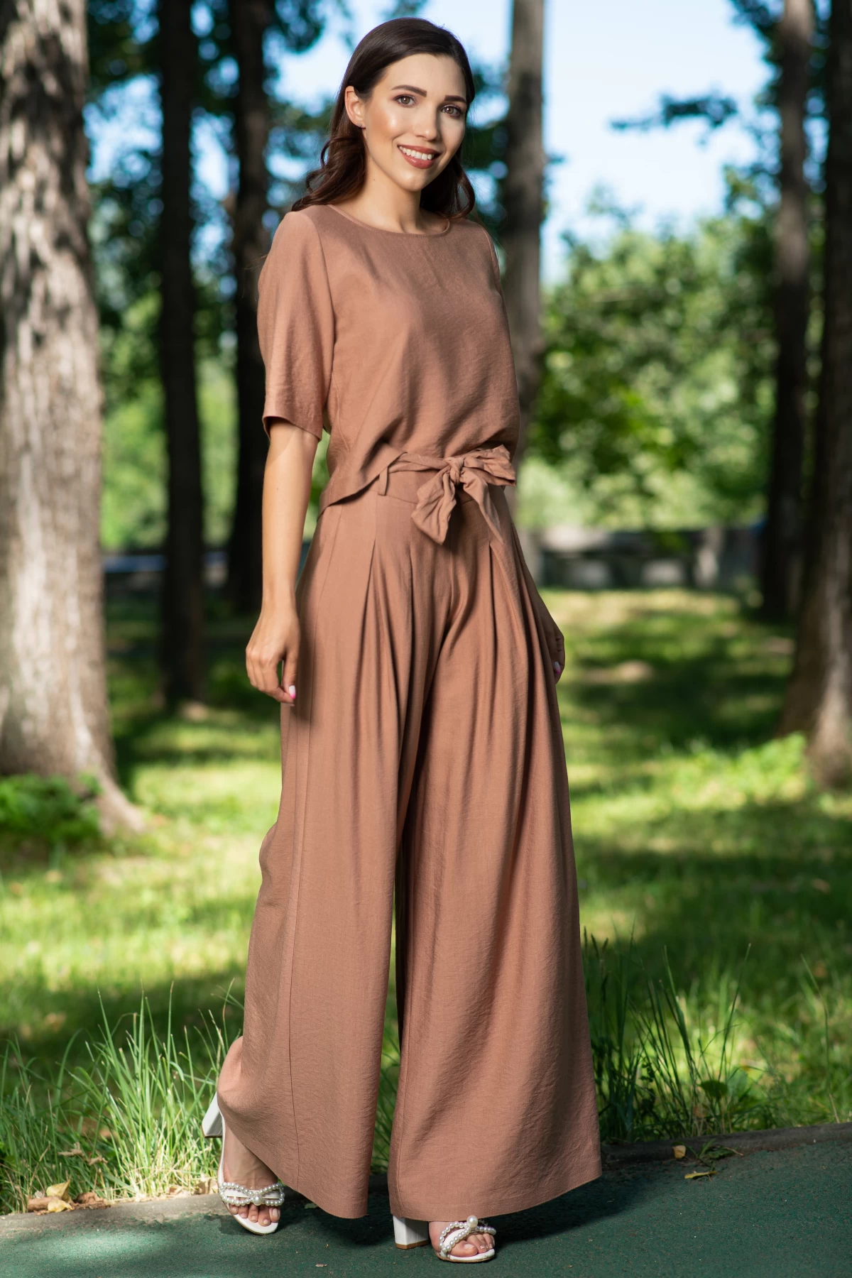 Compleu Dama Effect Bej Viscose Eleganță