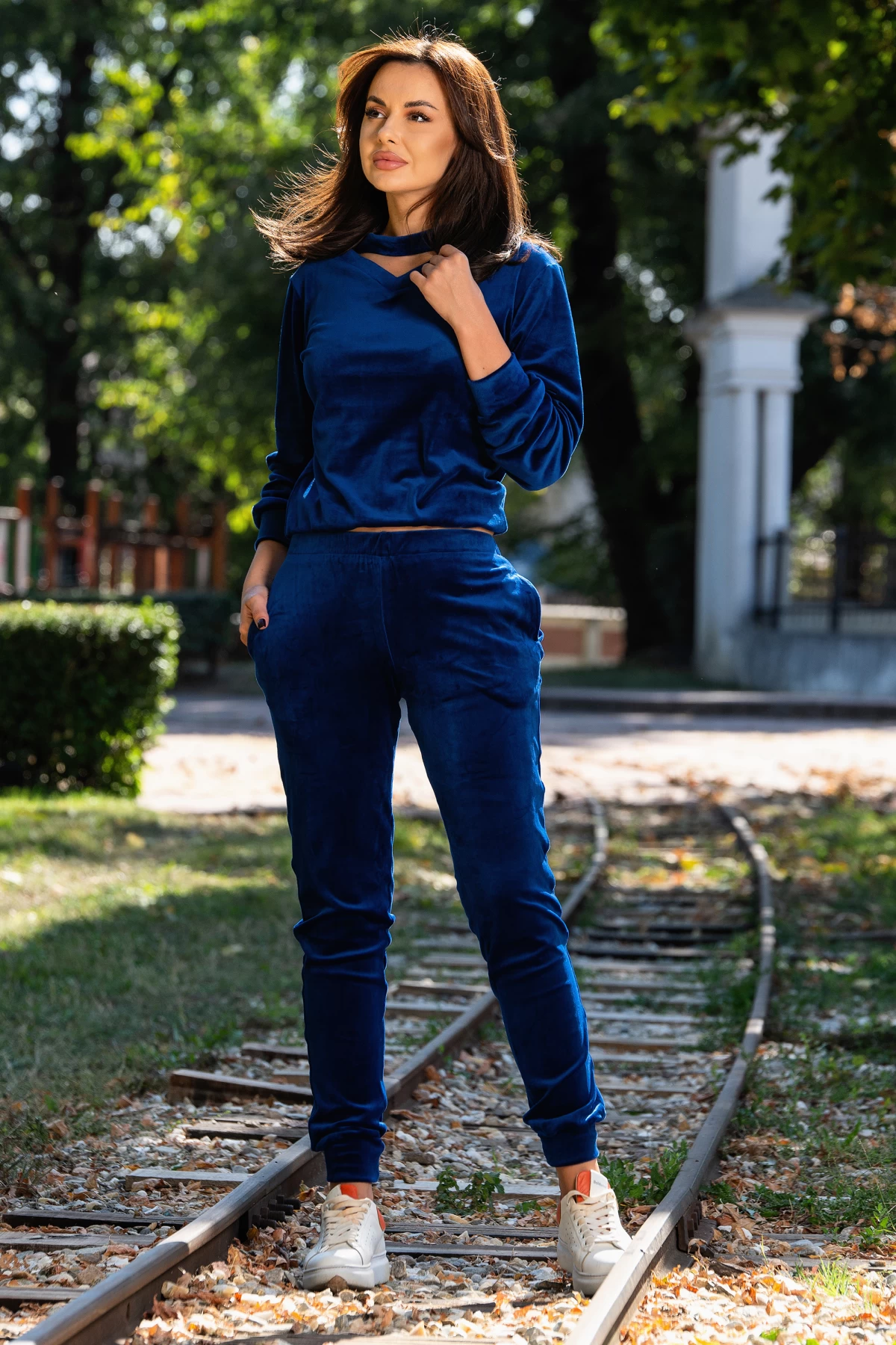 Trening Catifea Royal Chanttal Priscilla | Stil Elegant