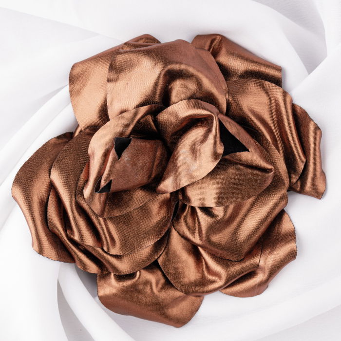 Brosa Floare Shopika | Accesoriu Elegant Metalizat