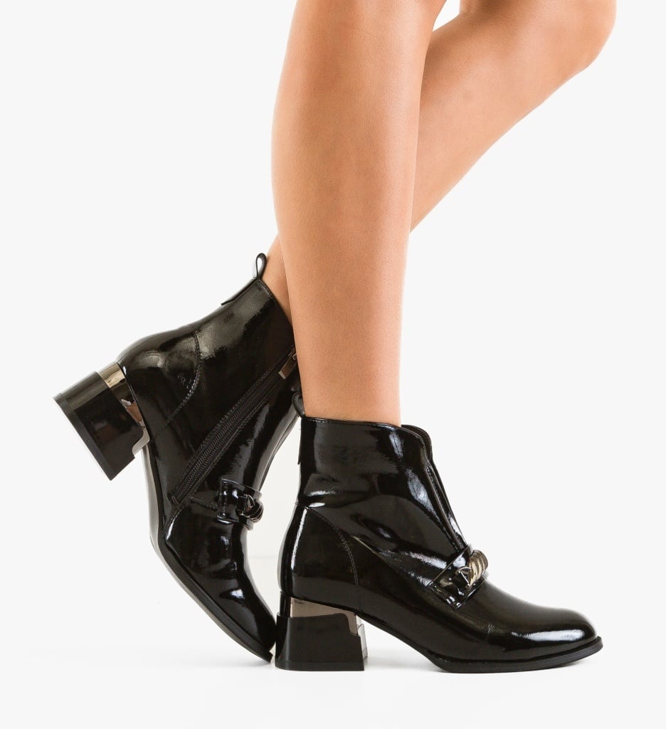 Botine Danka Negre Depurtat | Eleganță și Stil