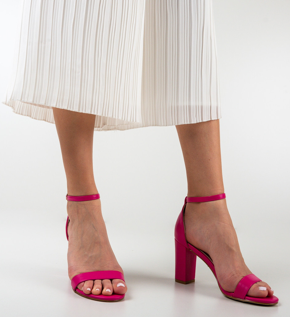 Sandale Ruairi Fuchsia - Eleganță și Stil