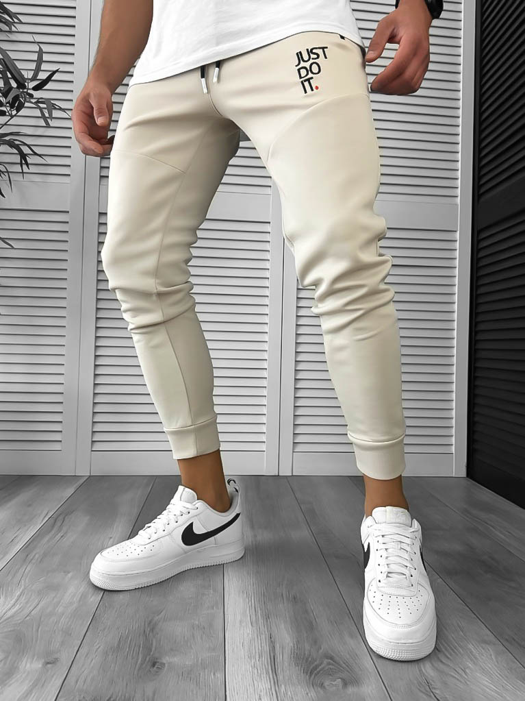 Pantaloni Trening Bej Conici | Stil și Confort