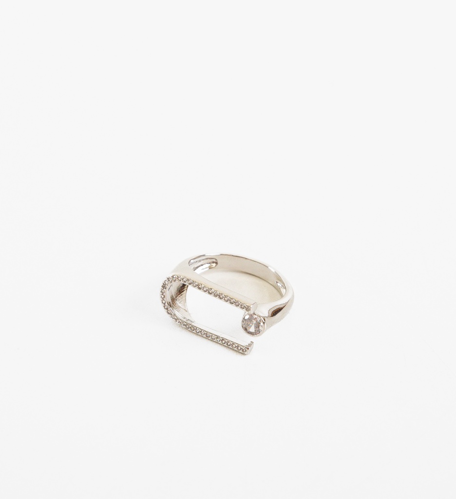 Inel Unif Argintiu – Stil și Eleganță Simplă
