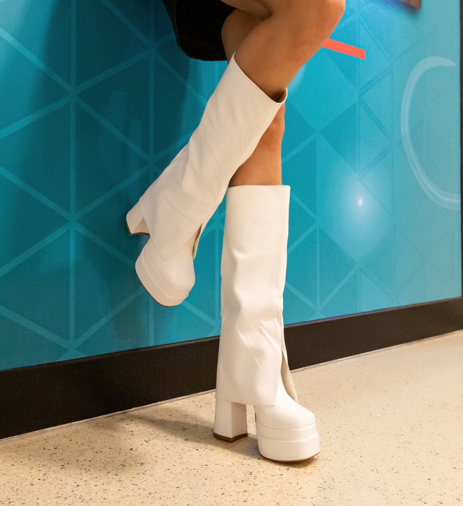 Cizme Dama Fortune Albe - Eleganță și Stil - imagine 3