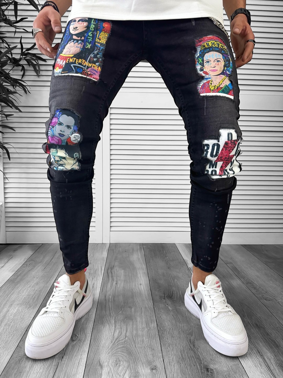 Blugi Barbati Conici Negri cu Stikere | Stil Modern