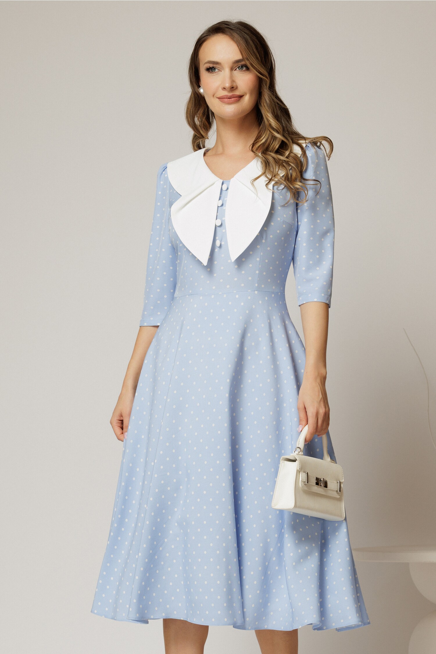 Rochie Midi Bleu cu Buline și Guler Amplu