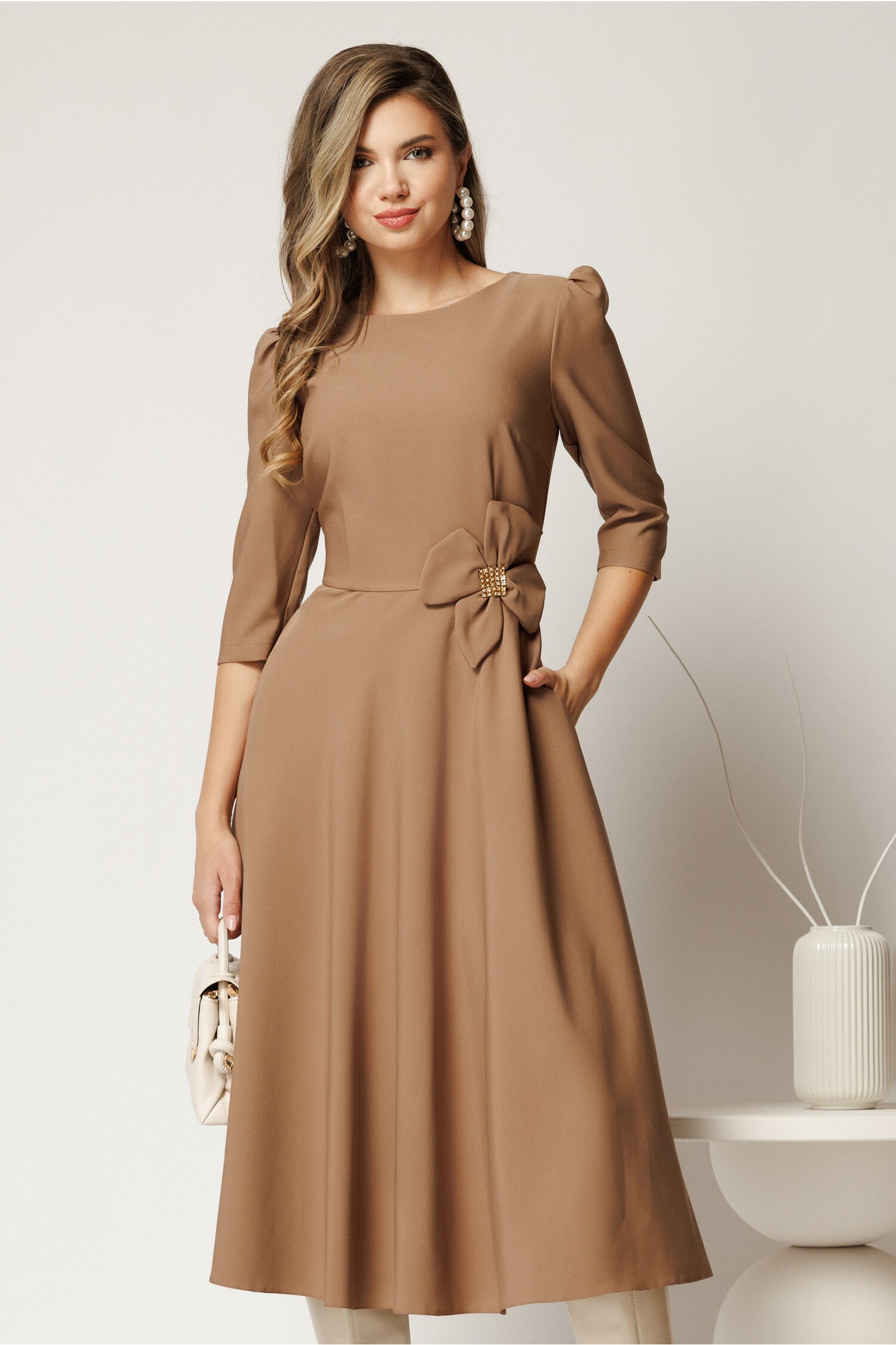 Rochie Midi Eleganta Bej din Stofă