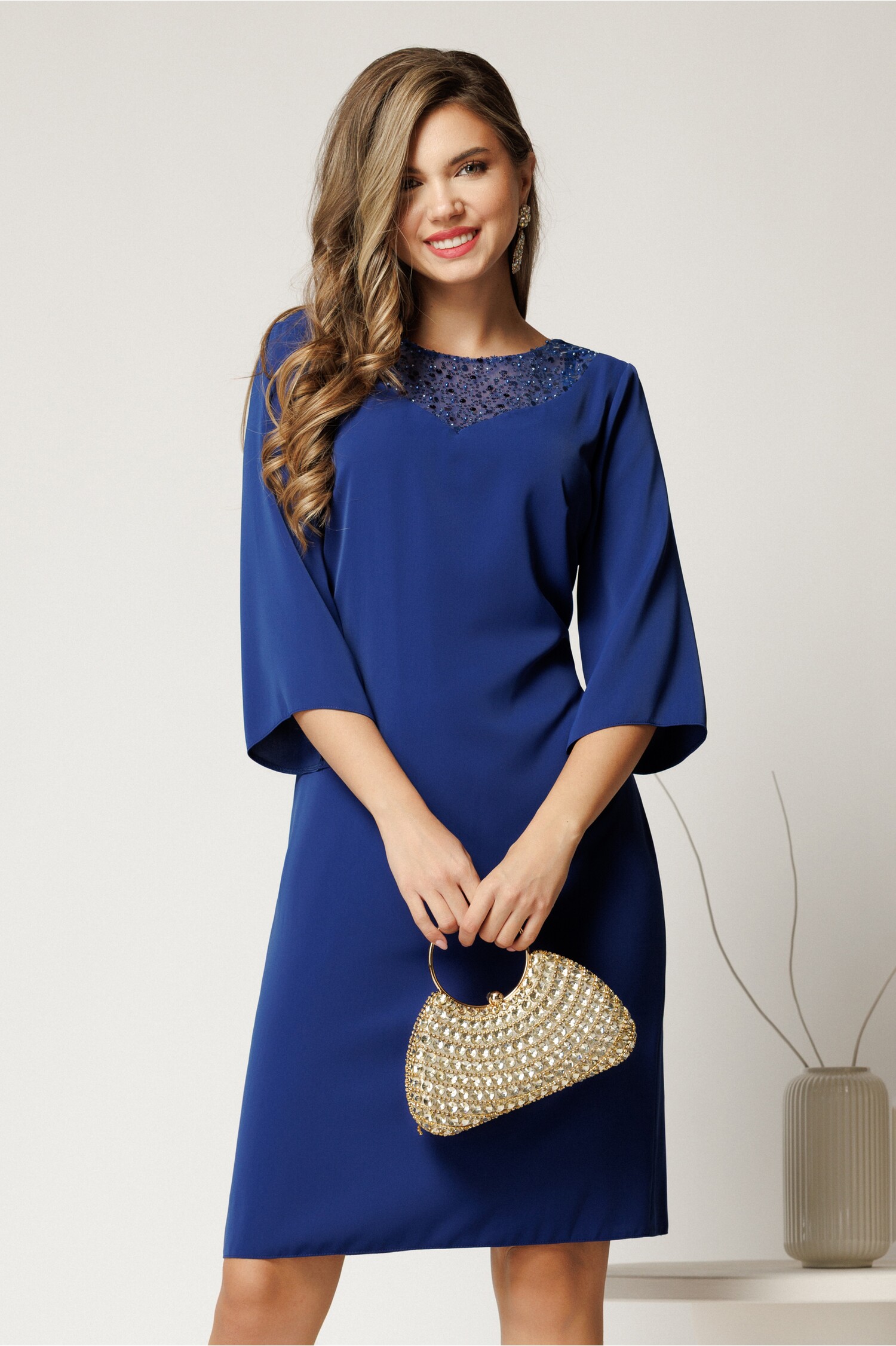 Rochie midi albastra cu paiete | Eleganta moderna