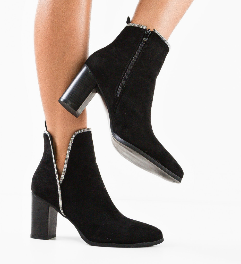 Botine Christe Negre - Eleganță și Confort
