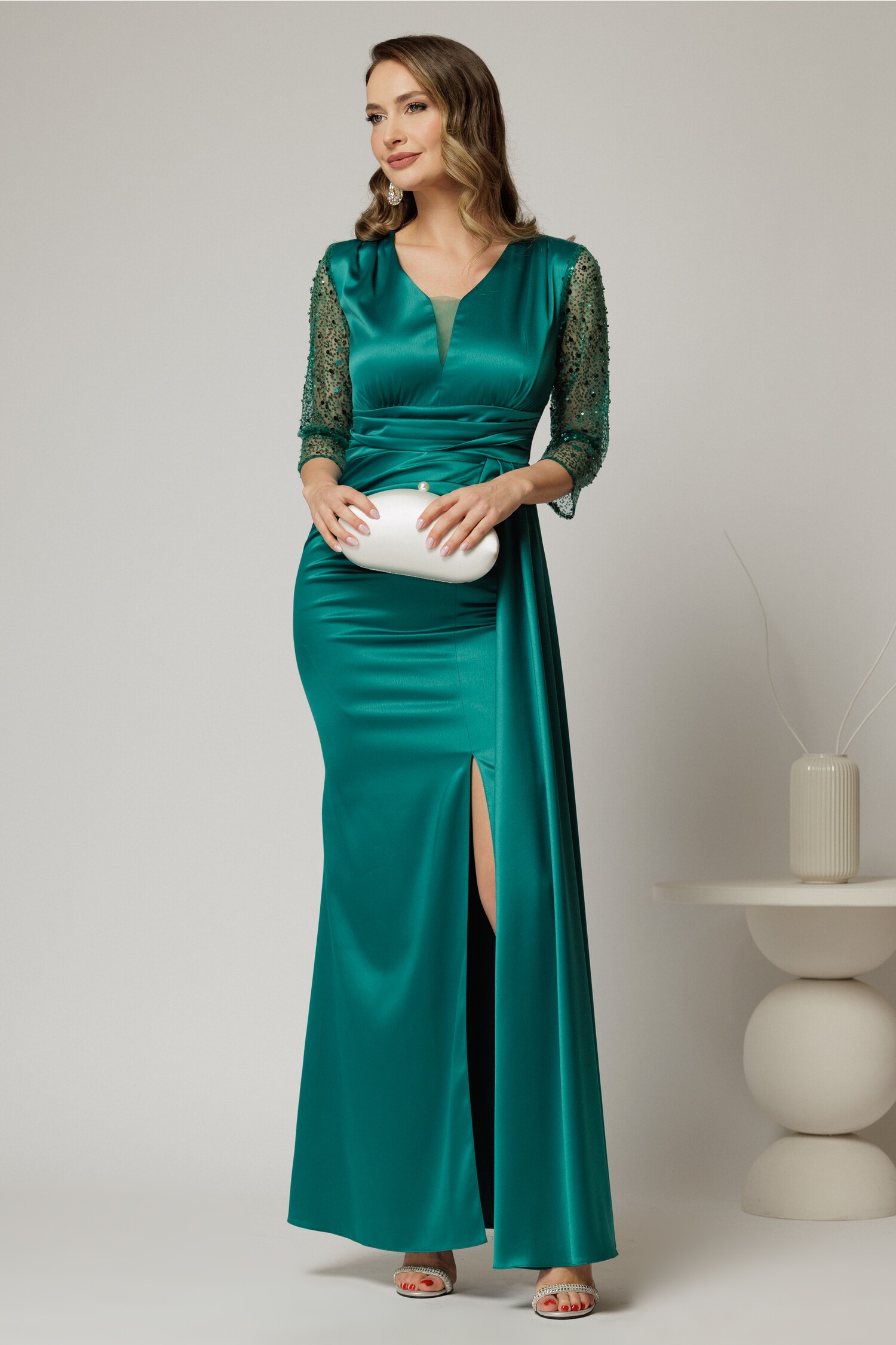 Rochie Alora Verde din Tafta cu Pietre