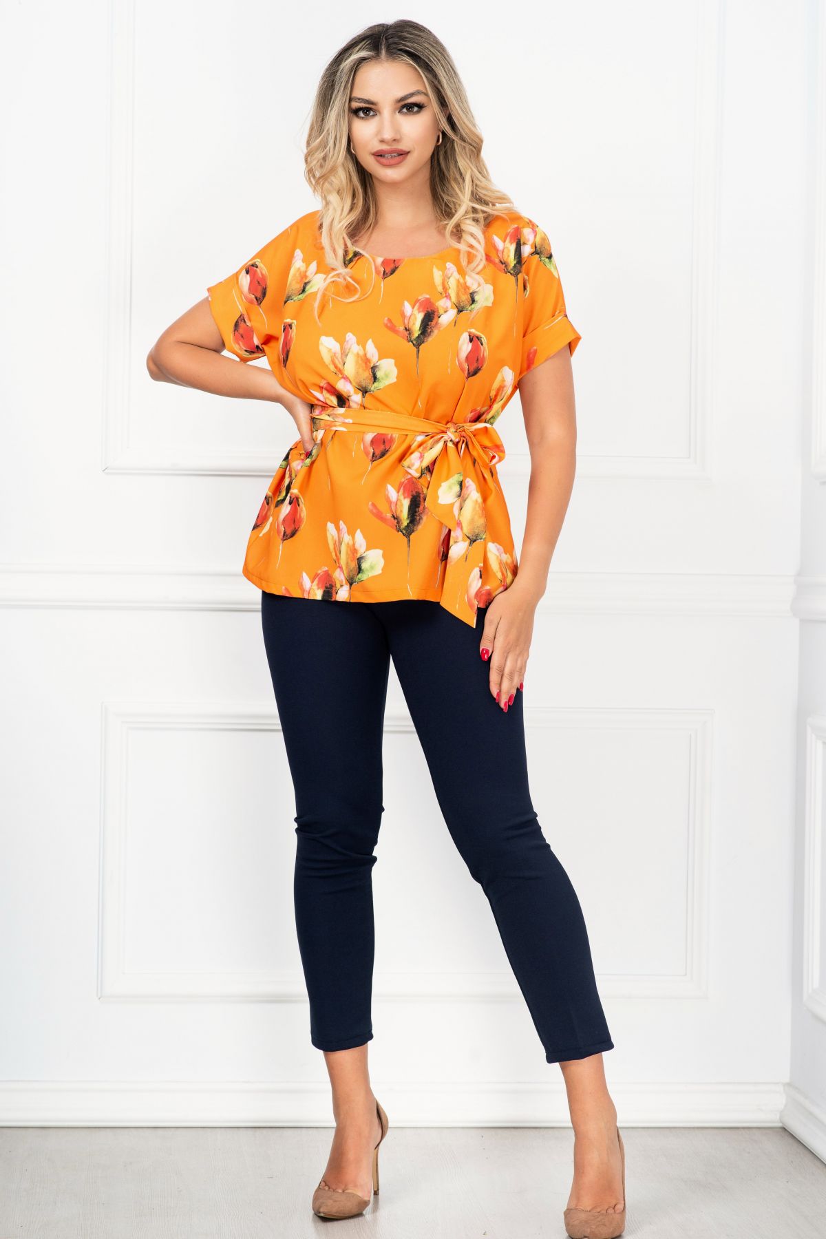 Compleu InPuff Orange cu Print Lalele - Eleganță și Confort