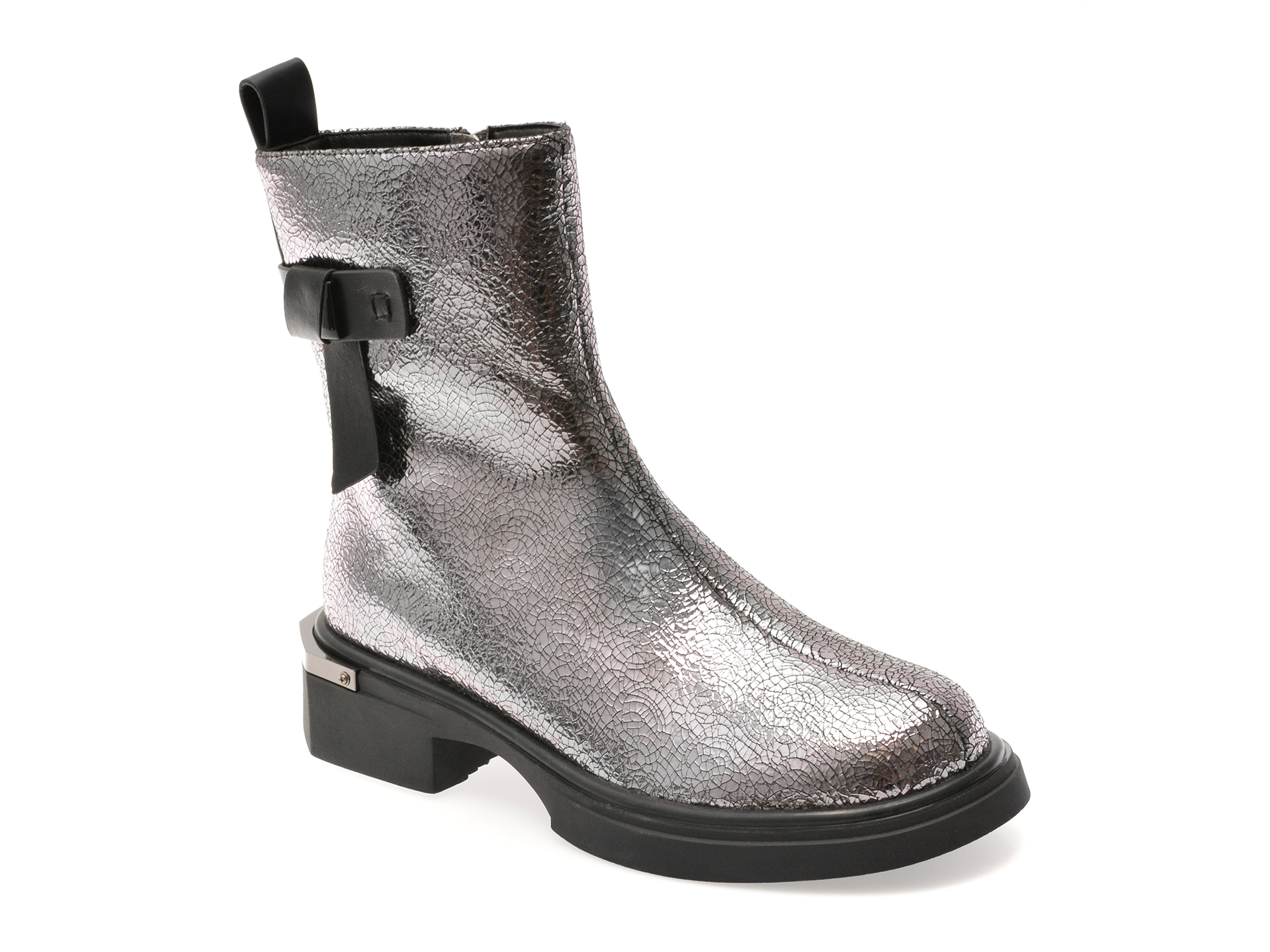 Ghete Piele Flavia Passini Argintii | Stil Refinit