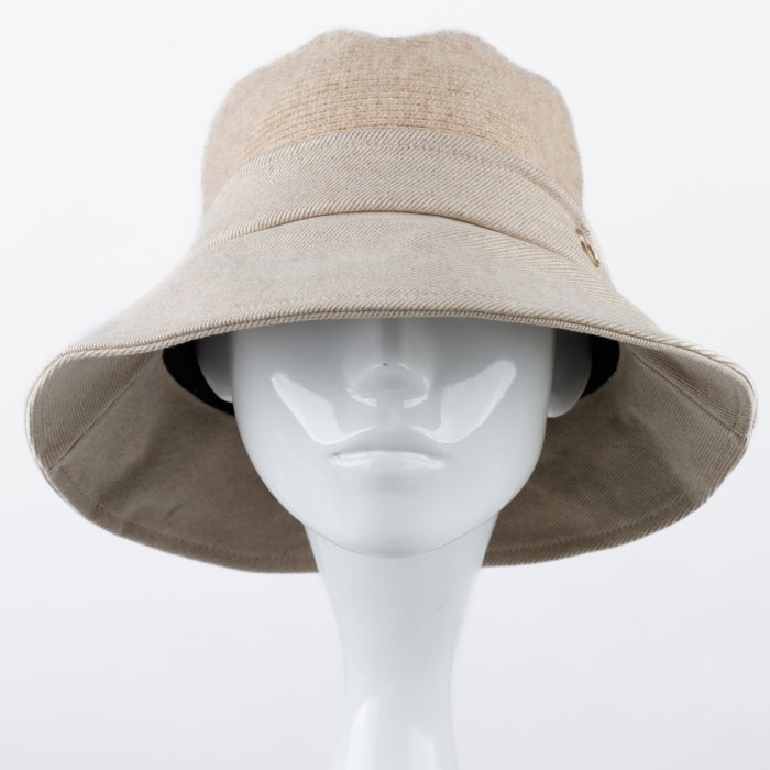 Pălărie bej lănă Shopika, confortabilă și elegantă