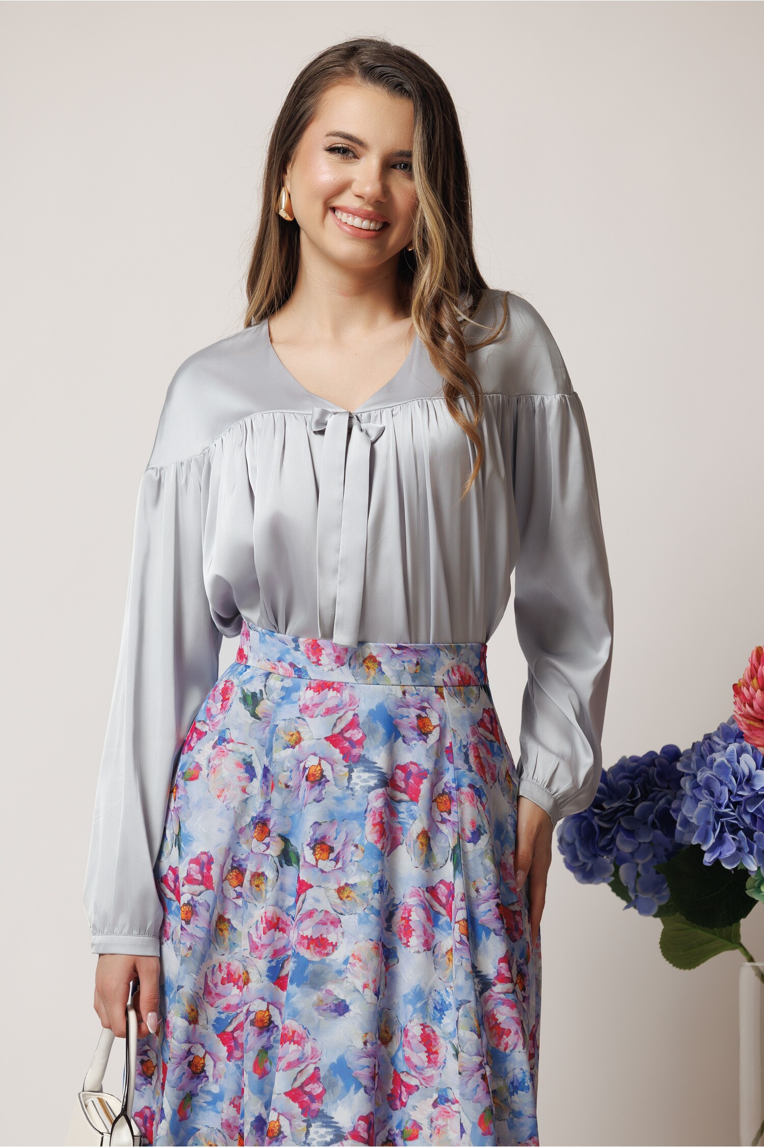 Bluza DY Fashion satin gri elegantă cu fundă