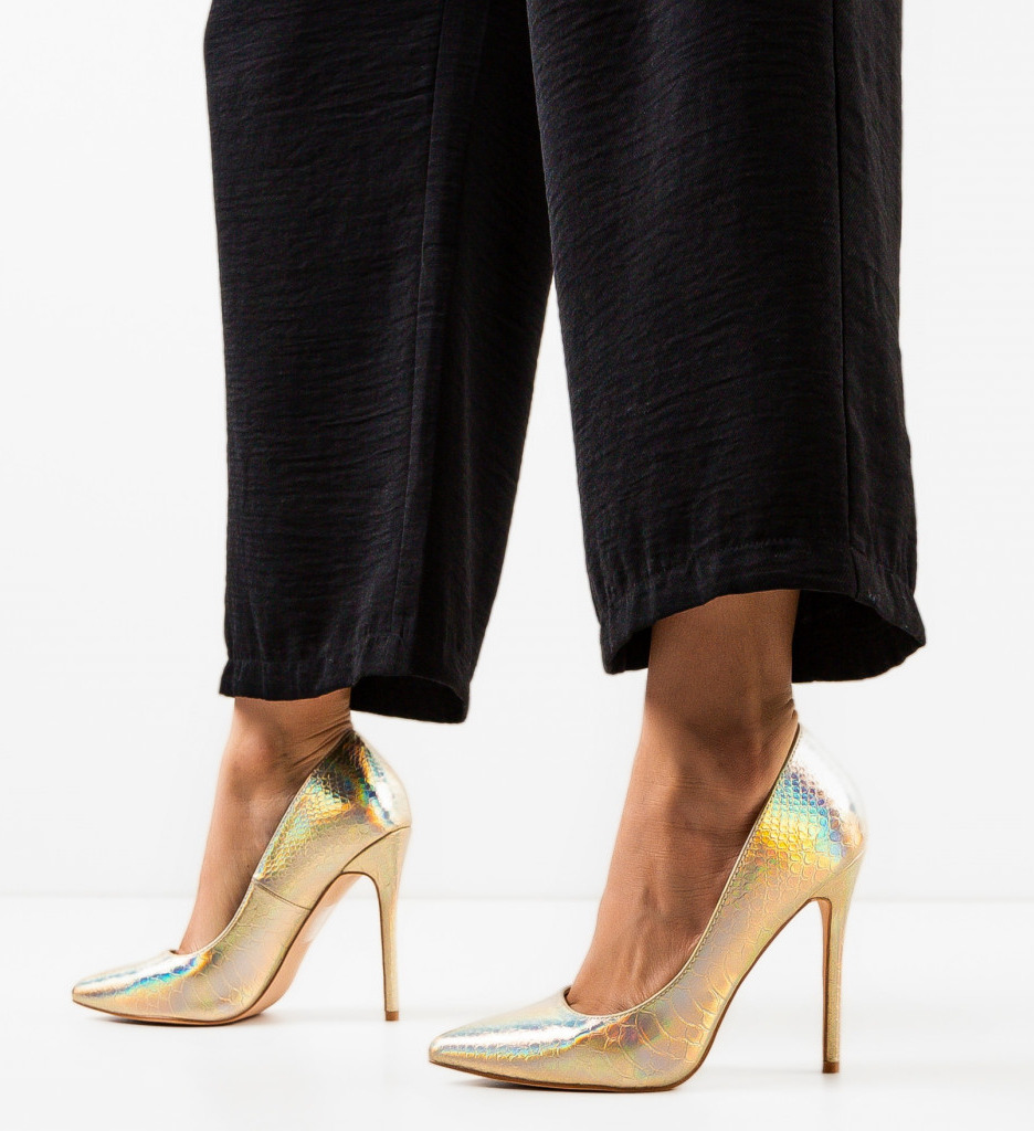 Pantofi Toc Yan Aurii - Eleganță și Stil - imagine 2