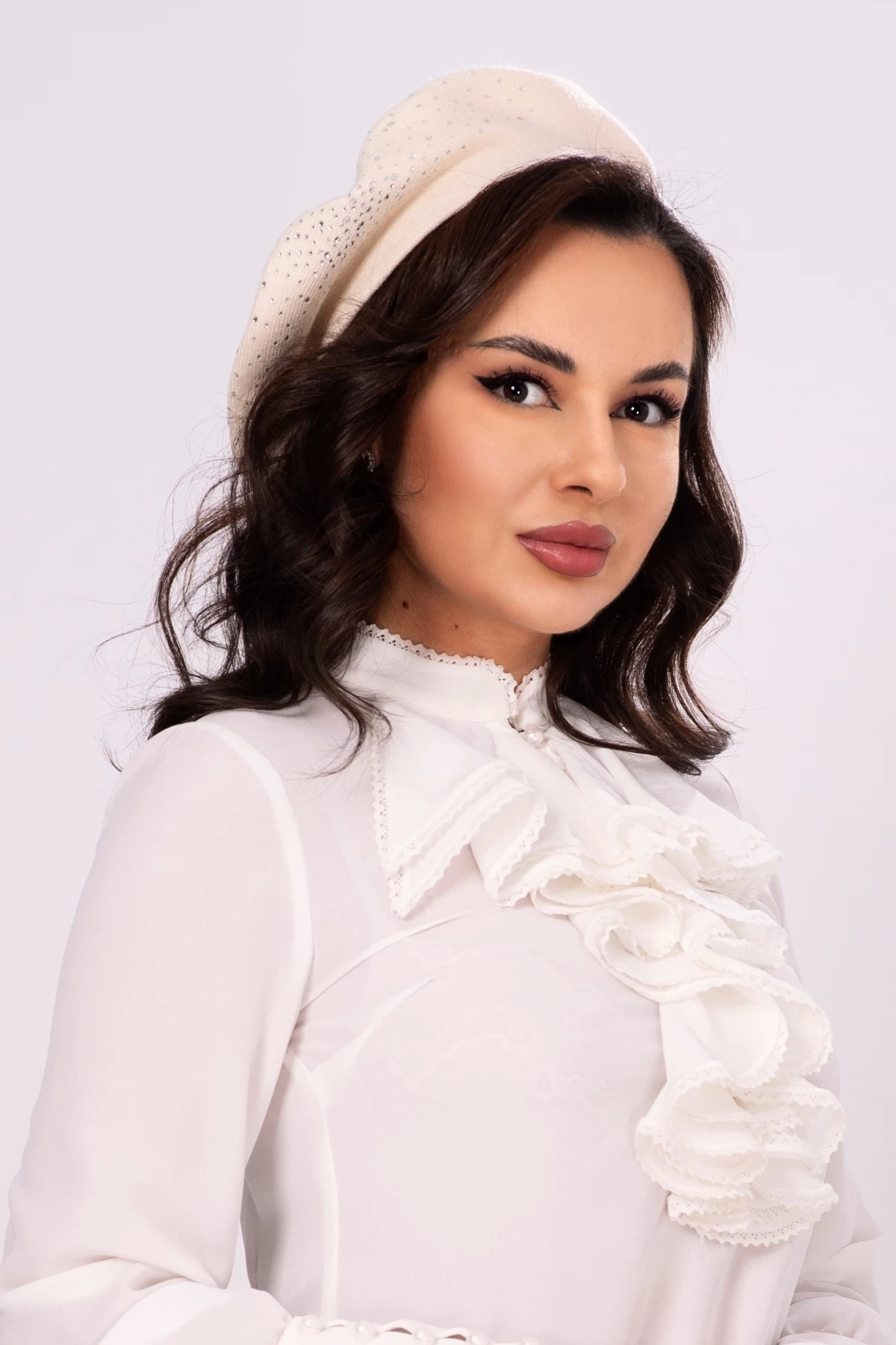 Bereta Paris InPuff - Eleganță cu Pietre Decorative