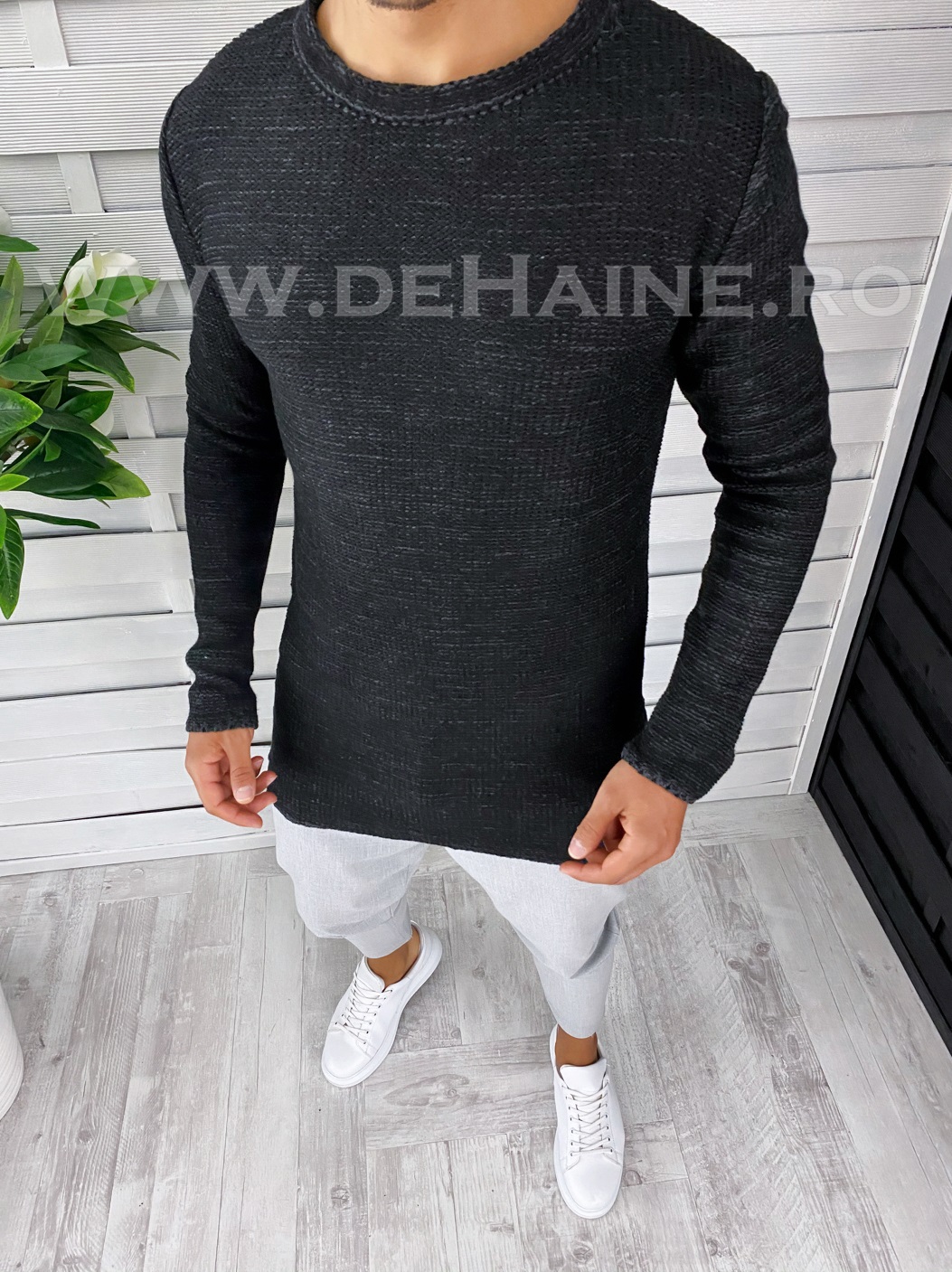 Pulover barbati negru slim fit elegant
