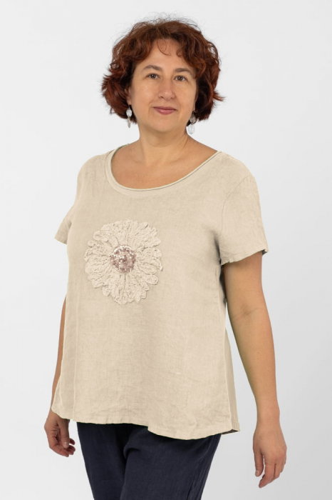 Bluză In Bej cu Floare și Paiete | Shopika