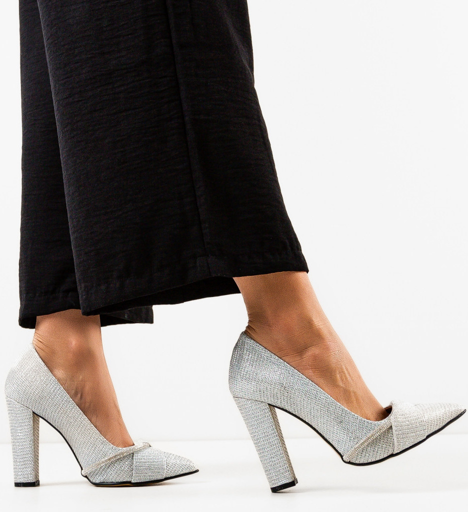 Pantofi cu Toc Argintii - Stil Elegant - imagine 2