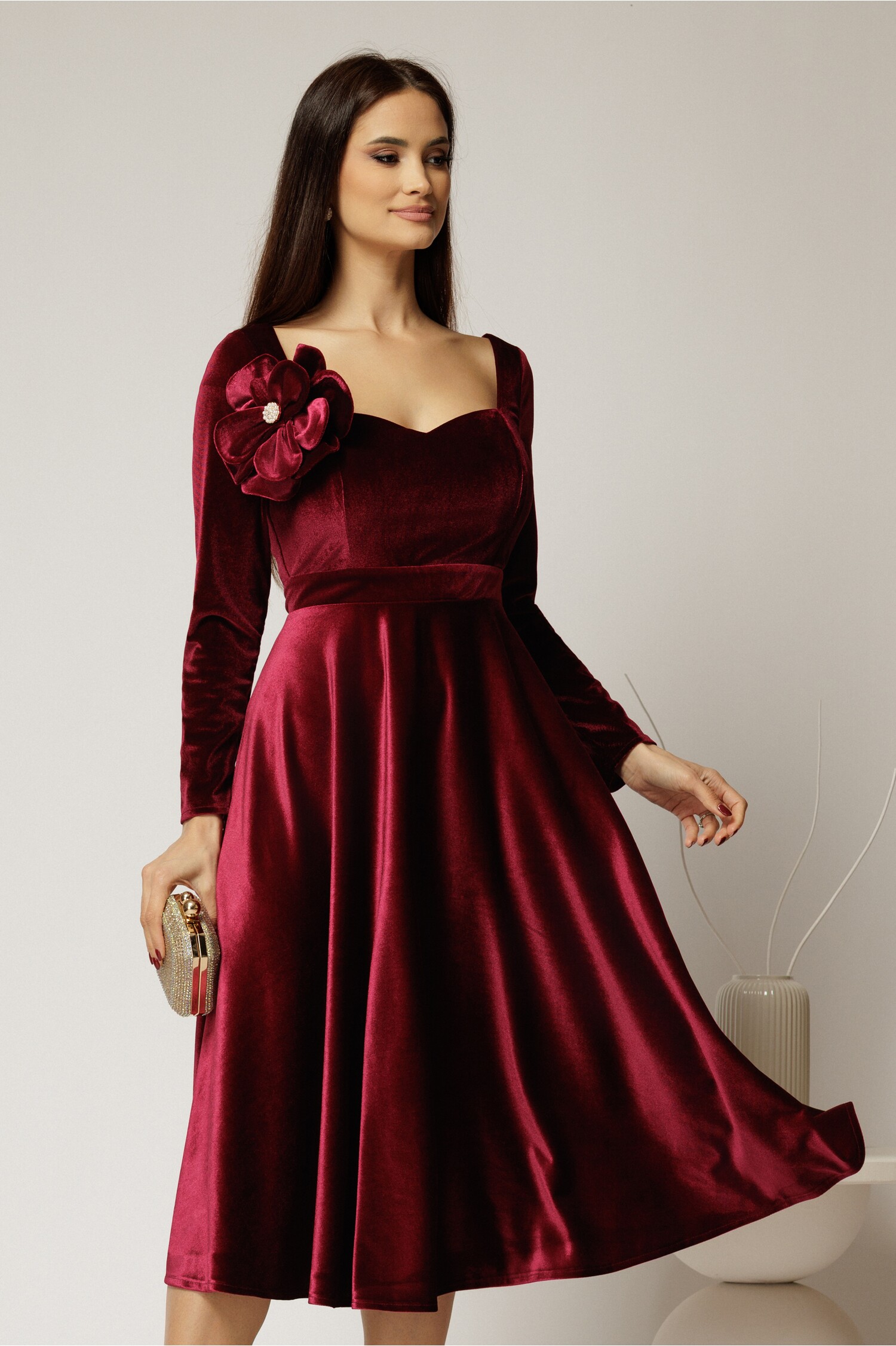 Rochie DY Fashion catifea bordo elegantă