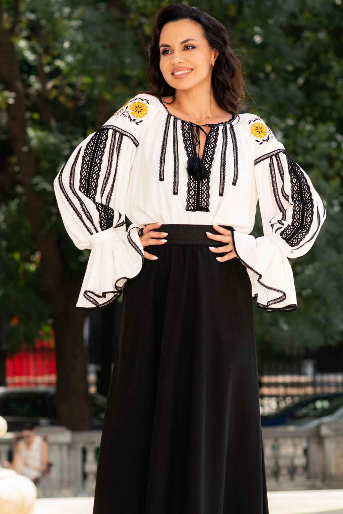 Bluza Ie Effect alb-galbenă traditională românească - imagine 2