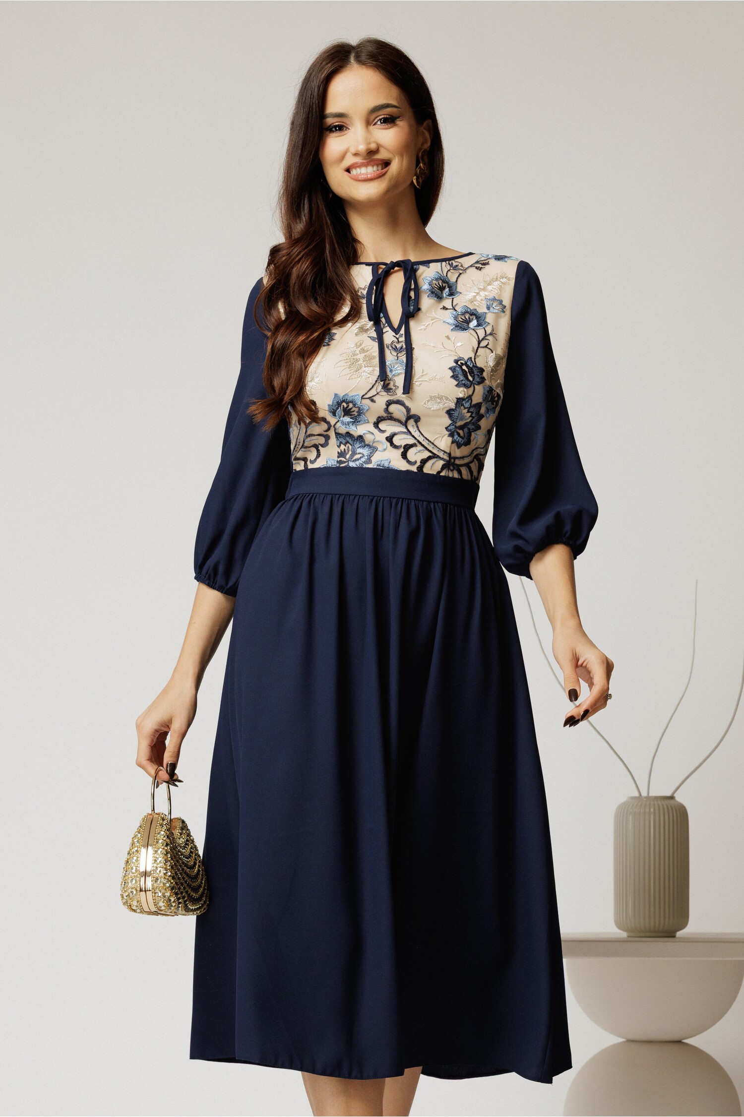 Rochie Midi Bleumarin Clos cu Dantela