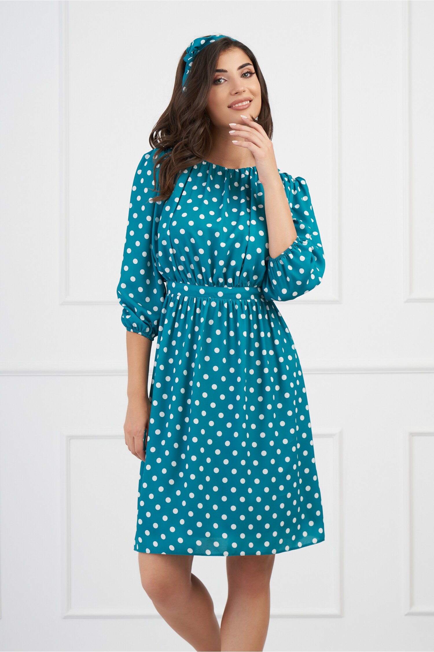 Rochie DY Fashion Verde cu Buline - Eleganță Vapoasă