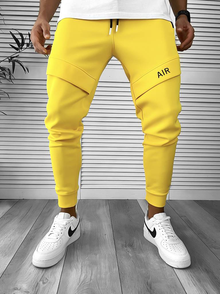 Pantaloni Trening Galbeni Conici Moderni