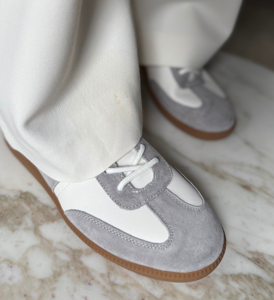 Sneakers Dama Gazelle Gri - Confort și Stil - imagine 3