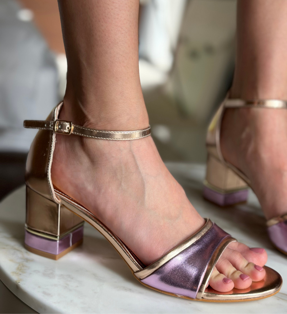 Sandale Navde Aurii cu Toc Elegante
