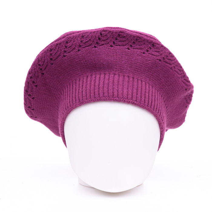 Bereta Shopika lână mov cu model brăduți