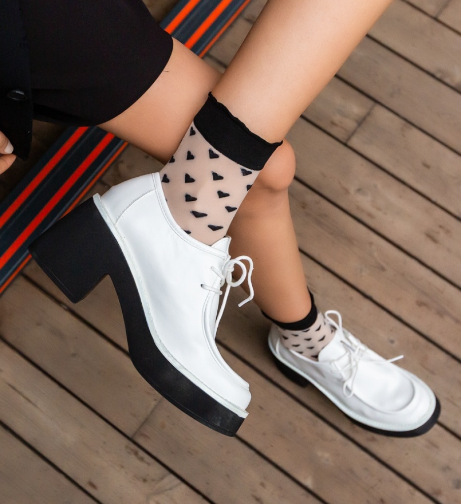 Pantofi Casual Aylmer Albi - Confort și Stil