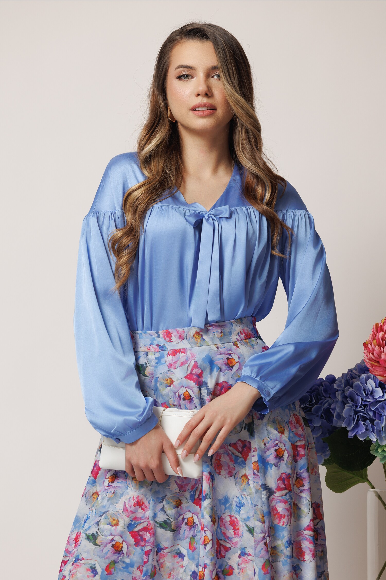 Bluza Eleganta Satin Bleu cu Funda | DY Fashion