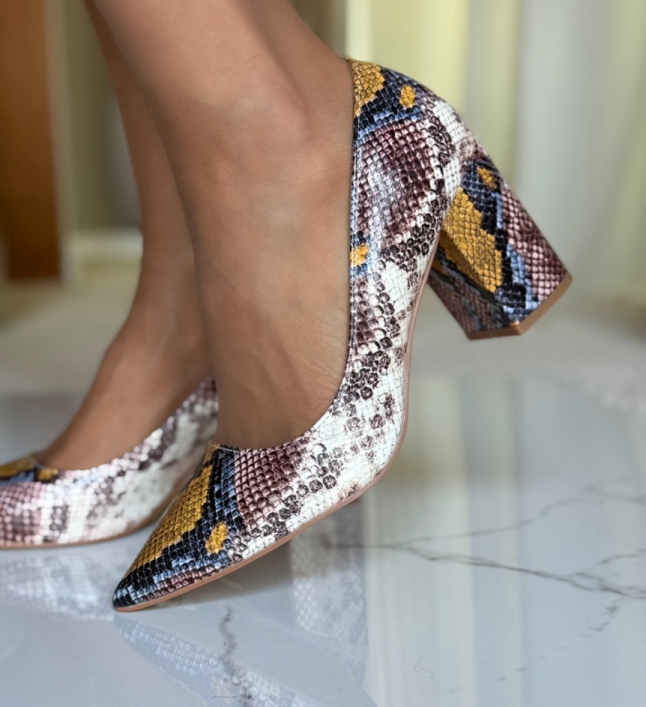 Pantofi Codill Bej | Eleganți și Versatili - imagine 2