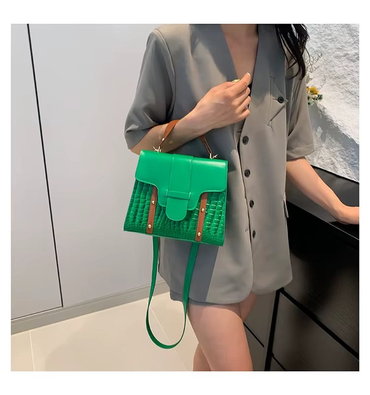 Geanta Dama Delis Verde - Elegantă și Practică - imagine 3