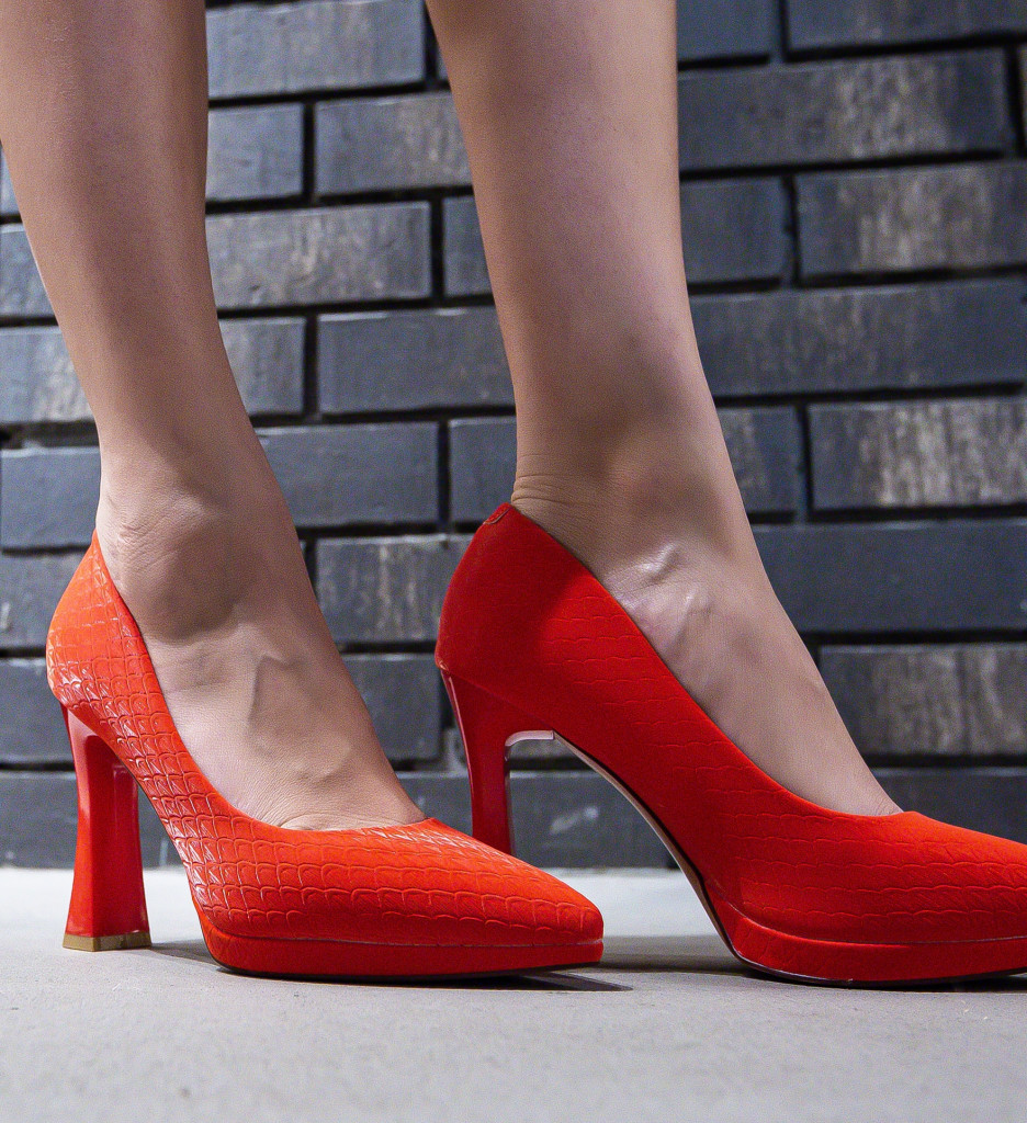 Pantofi Sisies Rosii - Eleganță și Stil - imagine 7