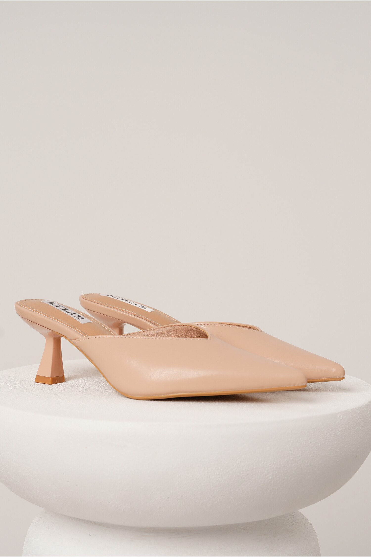 Pantofi Eleganti Bej cu Toc Jos Confortabili